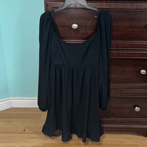 NWT MEDIUM TALL Abercrombie Black Dress